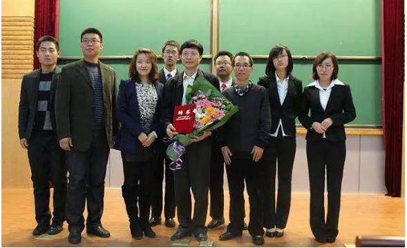 df251369d76915b4fd0cbe4a2c700fa9.jpg