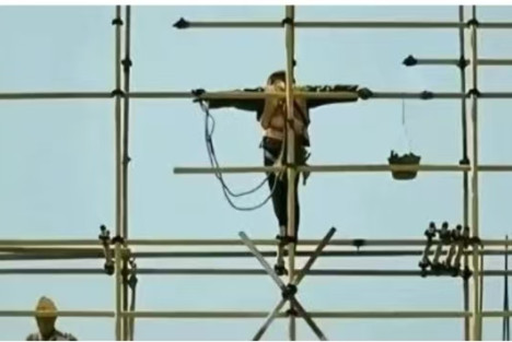 宗教是现实苦难的止痛剂，但不是解药