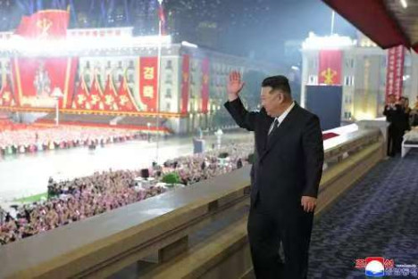 庆祝朝鲜劳动党成立80周年阅兵式隆重举行